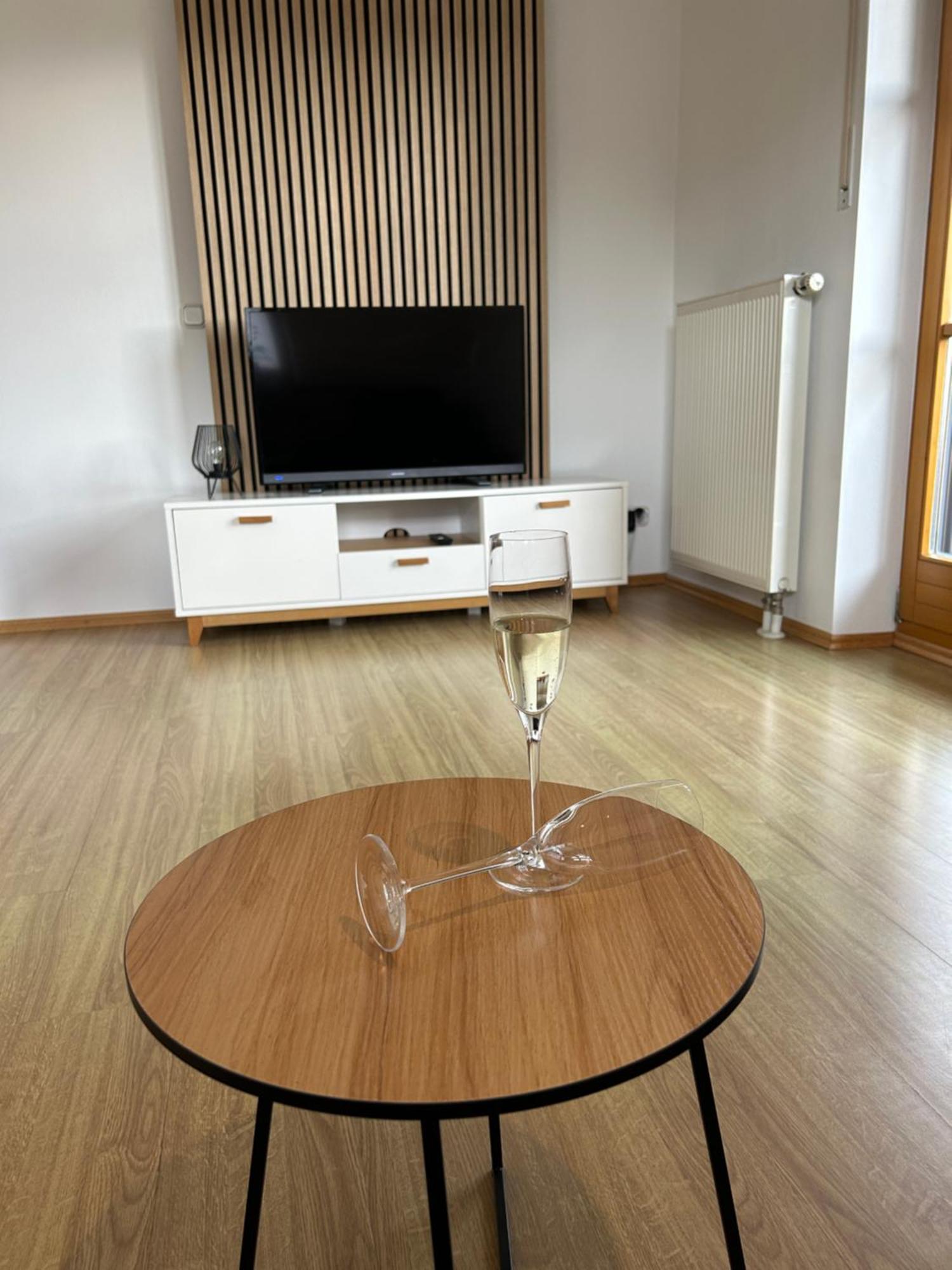 Gehobene Ferienwohnung Madera Campesina Hunderdorf Экстерьер фото